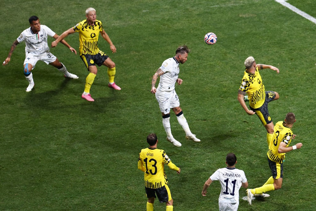 A Dortmund is negyeddöntős