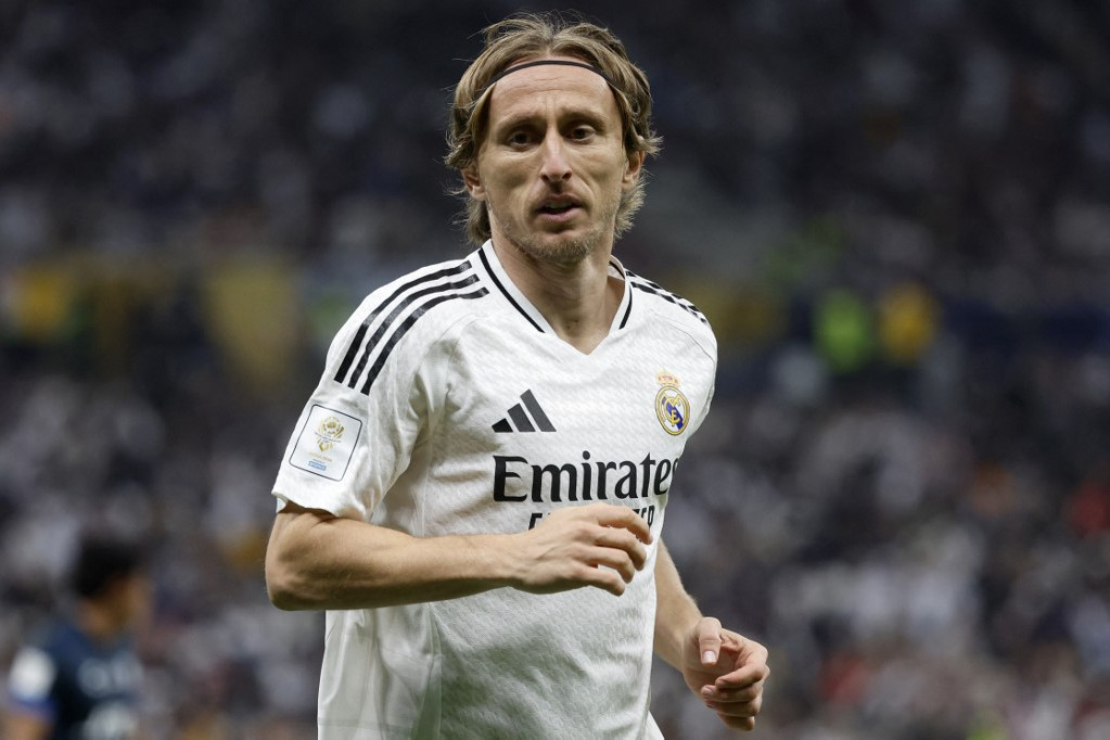 Modric az AC Milanban folytatja a pályafutását