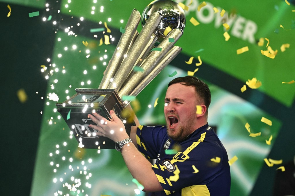 Rosszul kezdett, mégis újabb trófeát gyűjtött be Luke Littler
