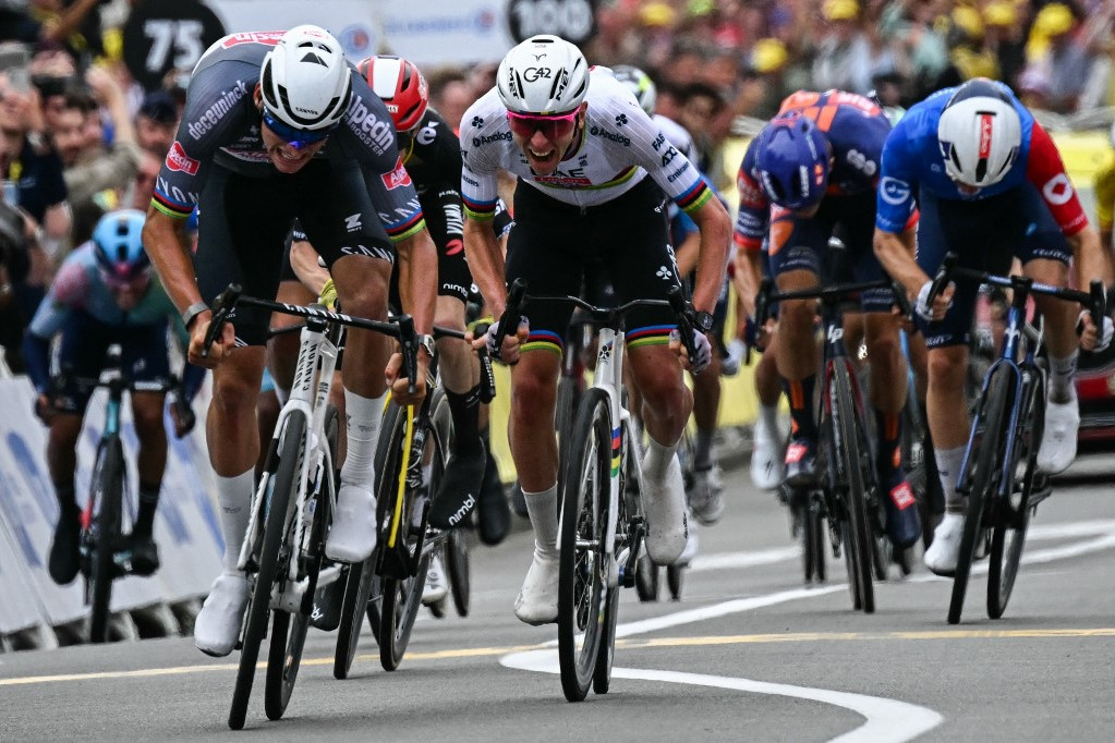 Van der Poel nyert és az összetett élére állt