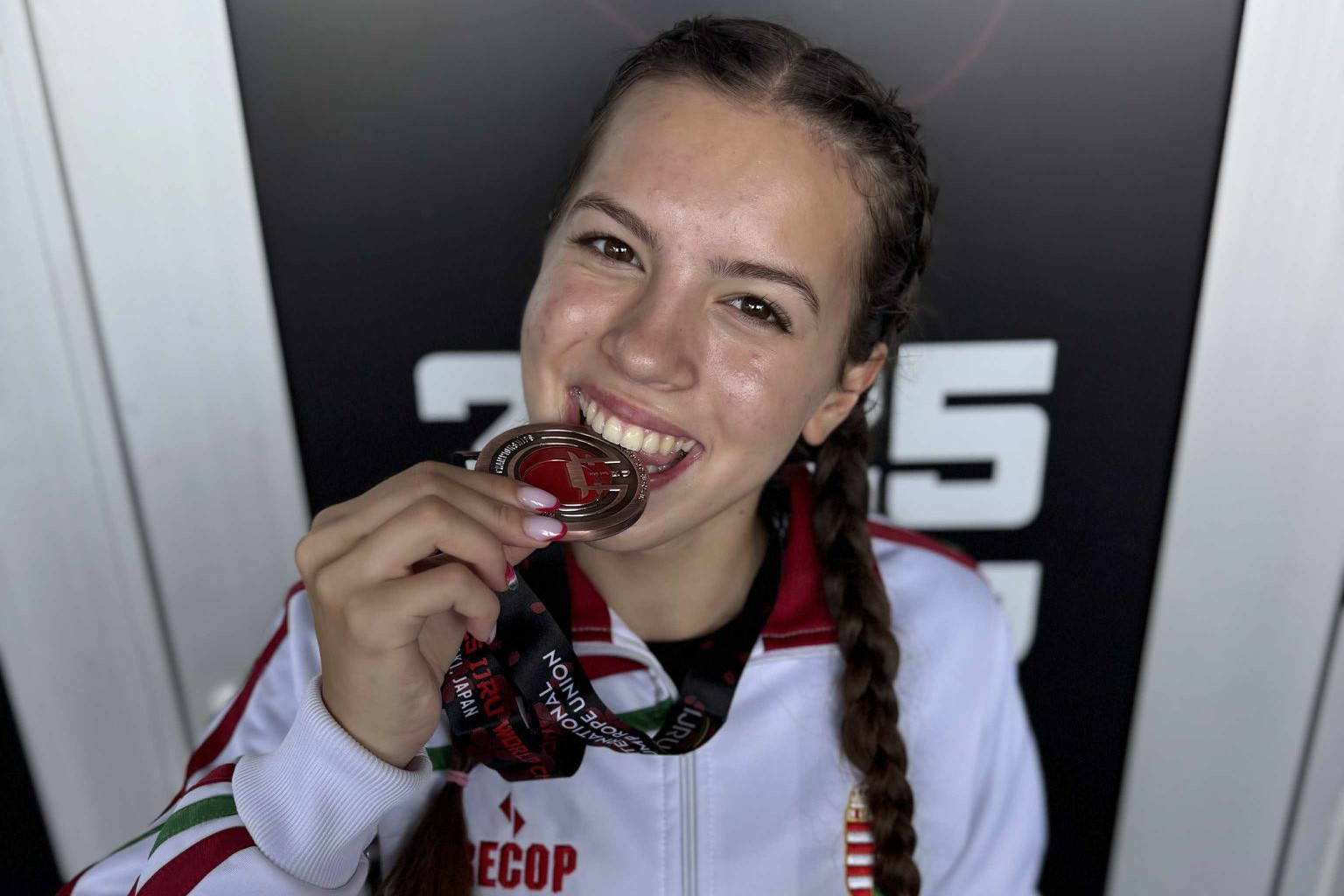 A kötélugrás világsztárja lett Nagy Lotti