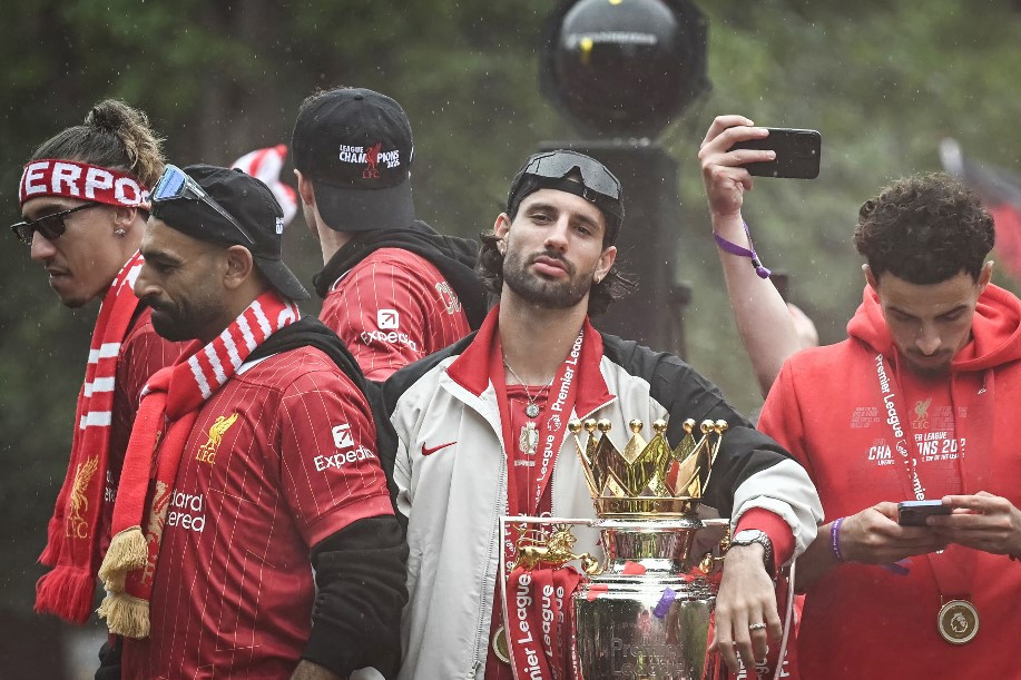 Nem akármilyen társaságba került Szoboszlai Liverpoolban