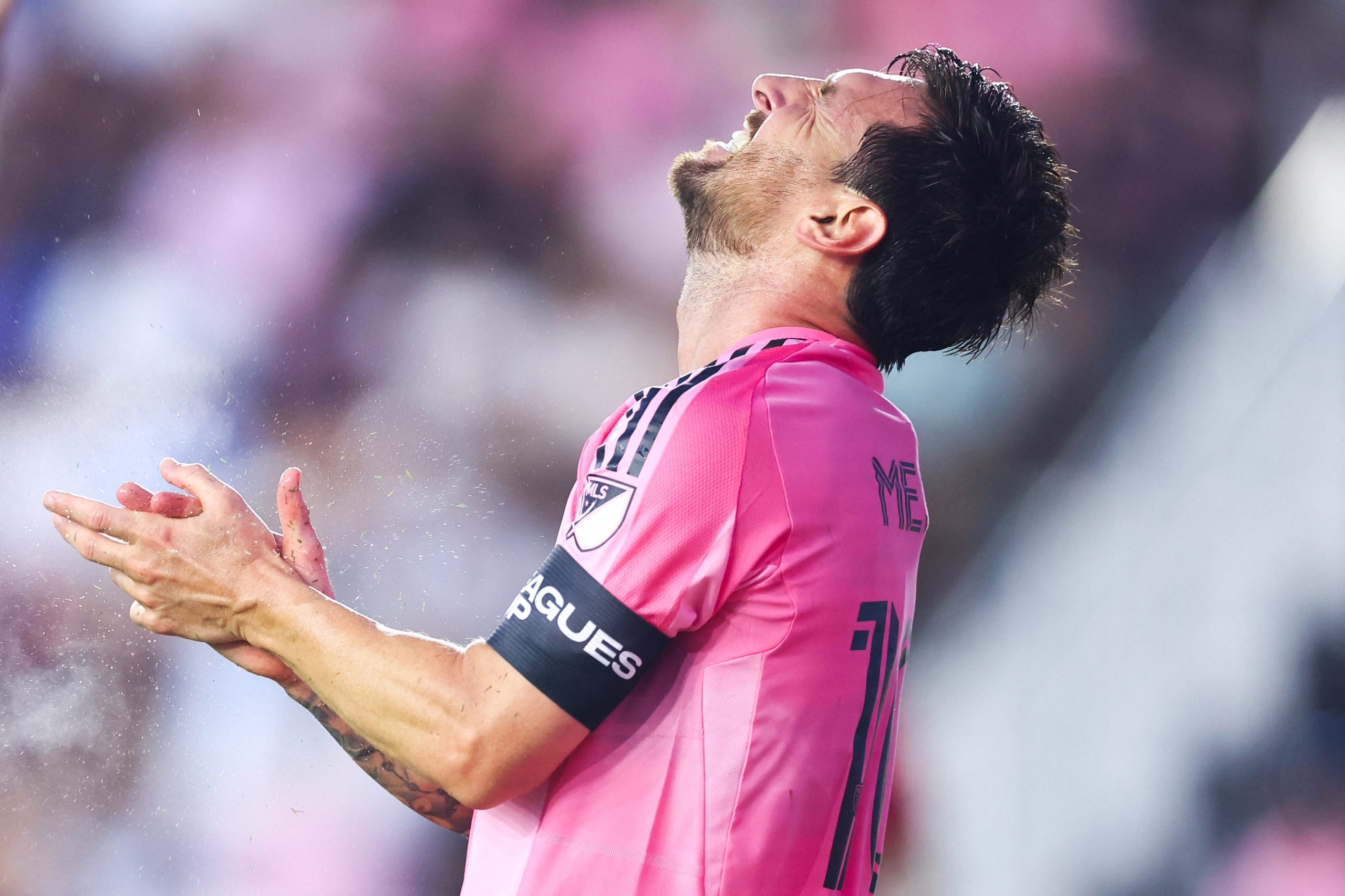 Elképesztő vádakat fogalmaztak meg Lengyelországban Messiékkel szemben