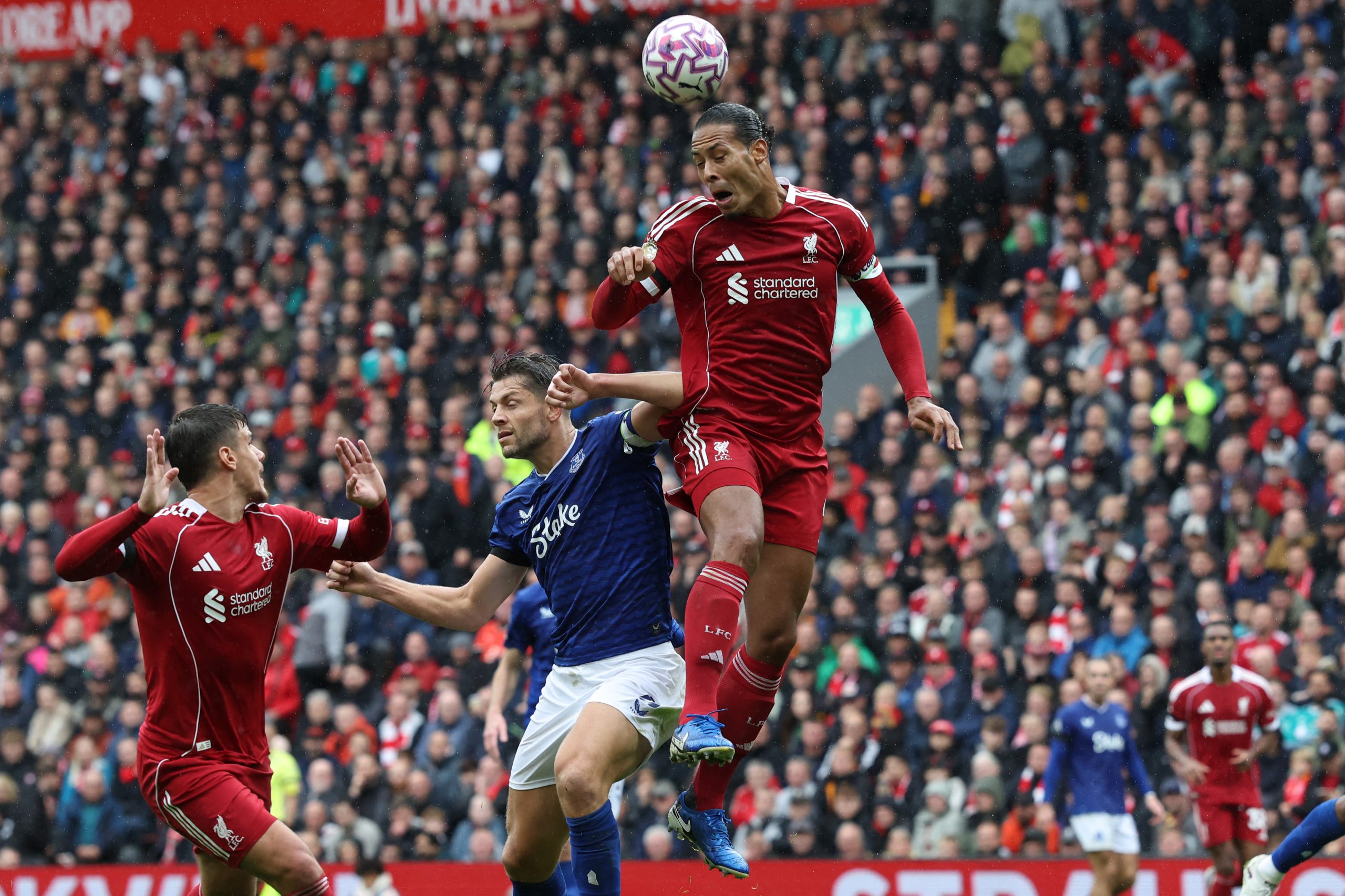 Továbbra is hibátlan a Liverpool
