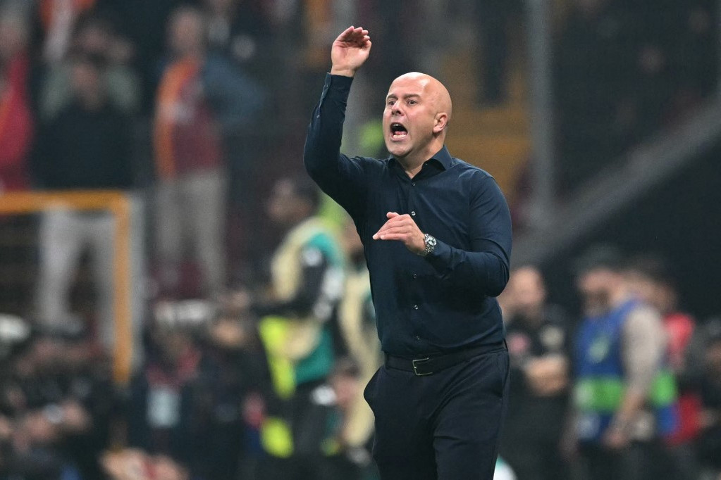 Arne Slot nem hibáztatja Szoboszlait