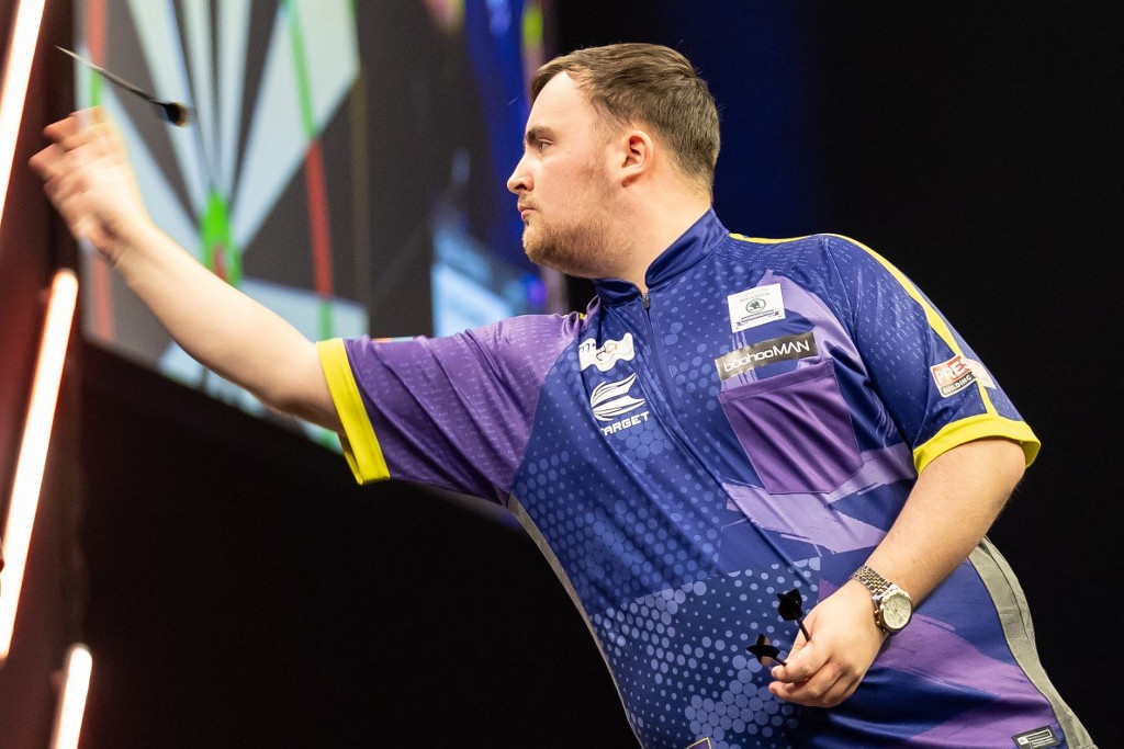 Darts: hiába a történelmi körátlag, Littler győzött