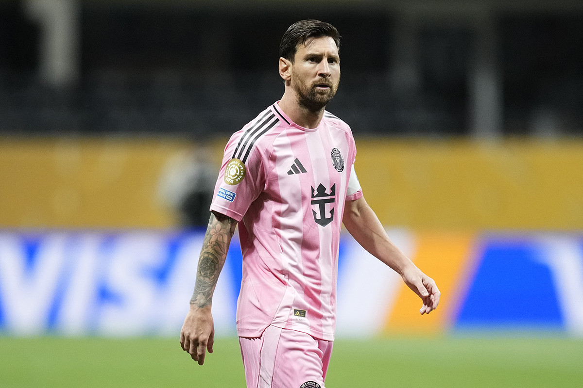 Váratlan pofont kapott Messi