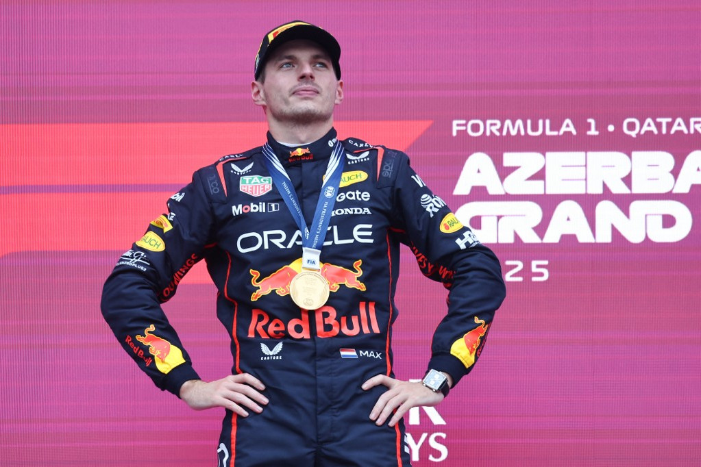 Verstappen megszegi a szabályokat