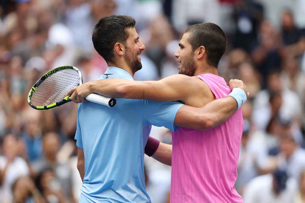 Alcaraz és Djokovic azonos csoportban