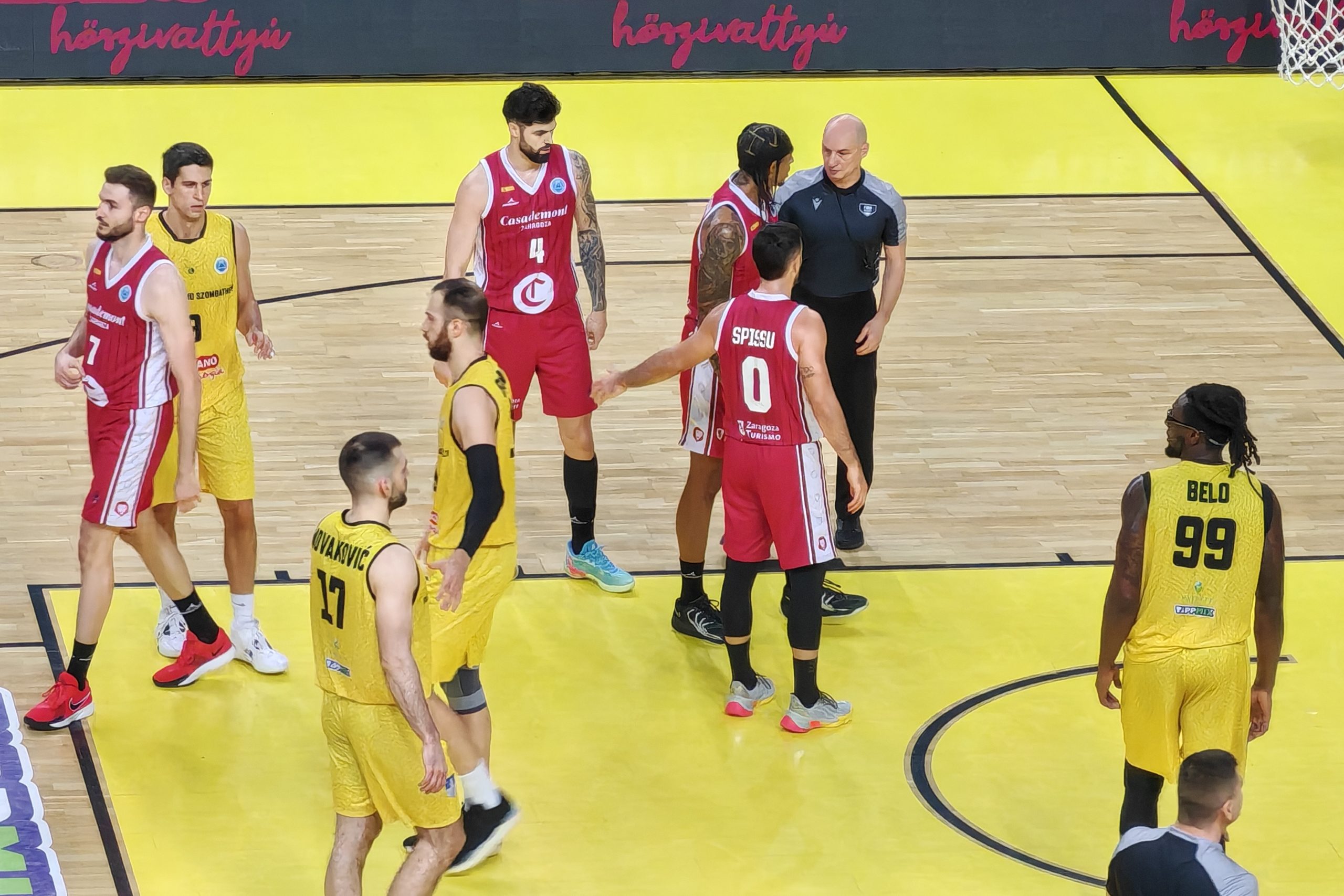 Egy félidőt bírt a Falco a Zaragoza ellen