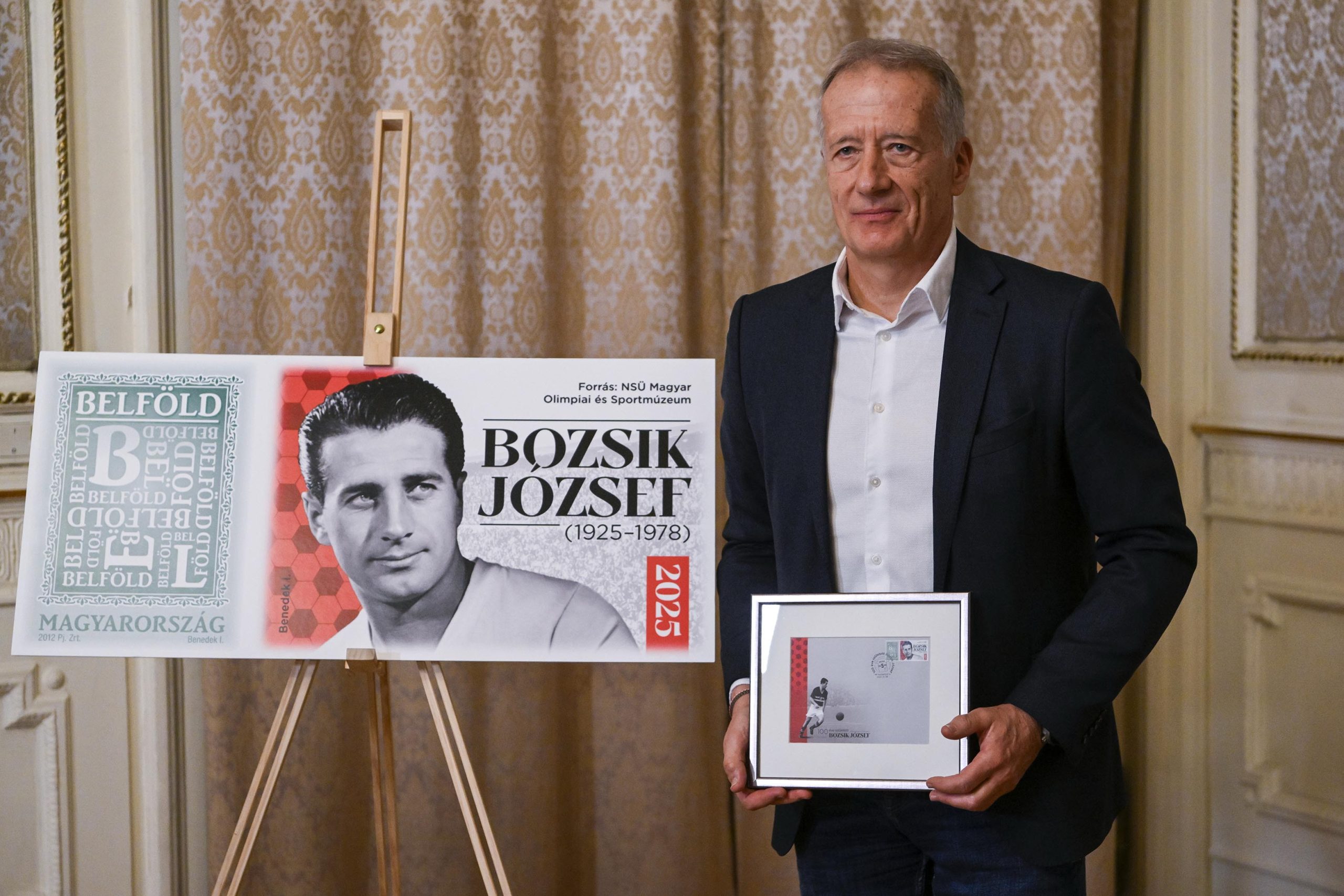 Emlékbélyeg Bozsik József születésének 100. évfordulójára