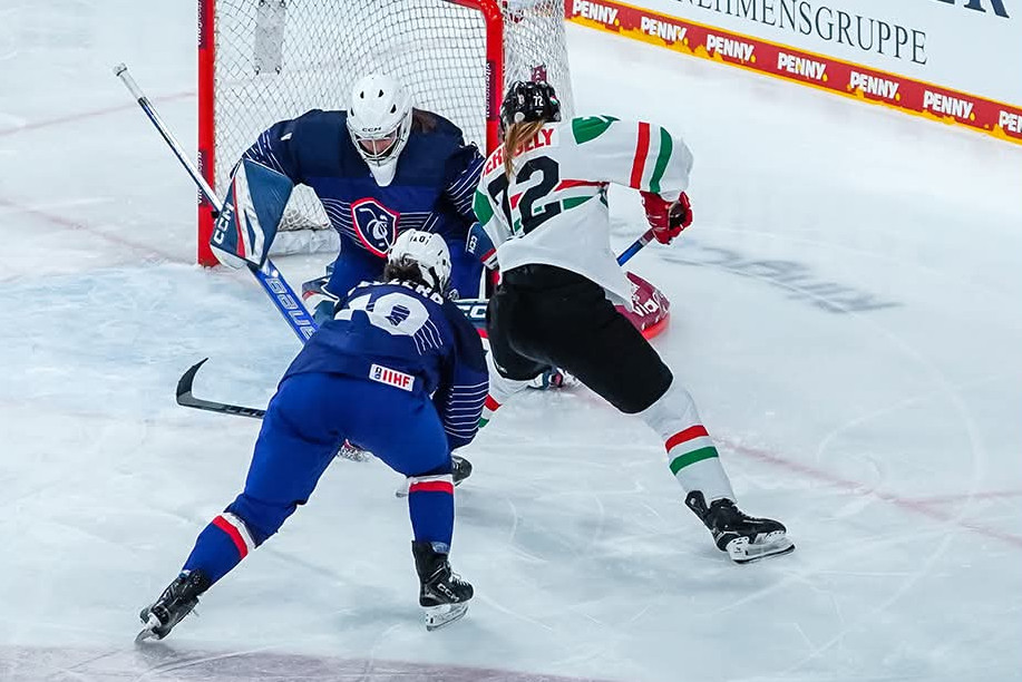 Hokisiker: győztek a magyar hölgyek a franciák ellen