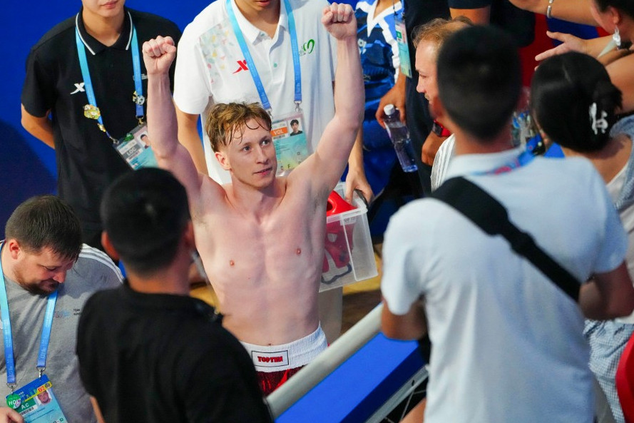 Kiütéssel debütált Veres Roland