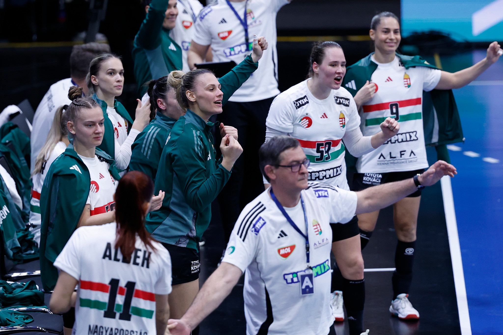 Nem fogunk spórolni Irán ellen