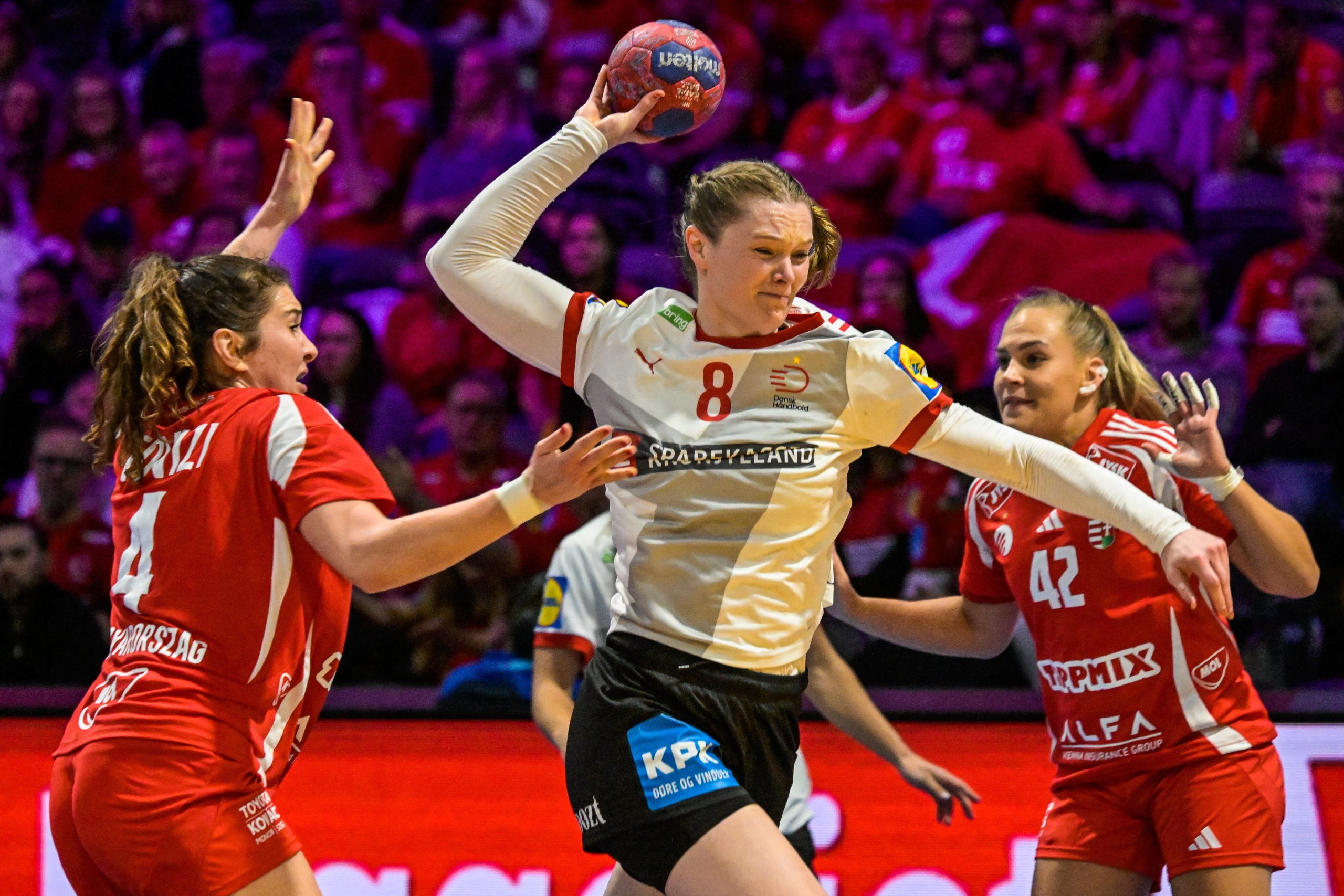 Fantasztikusan játszottak a magyar lányok, de a dánok győztek