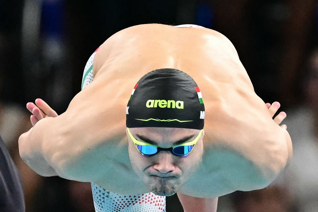 Milák Kristóf újra medencében