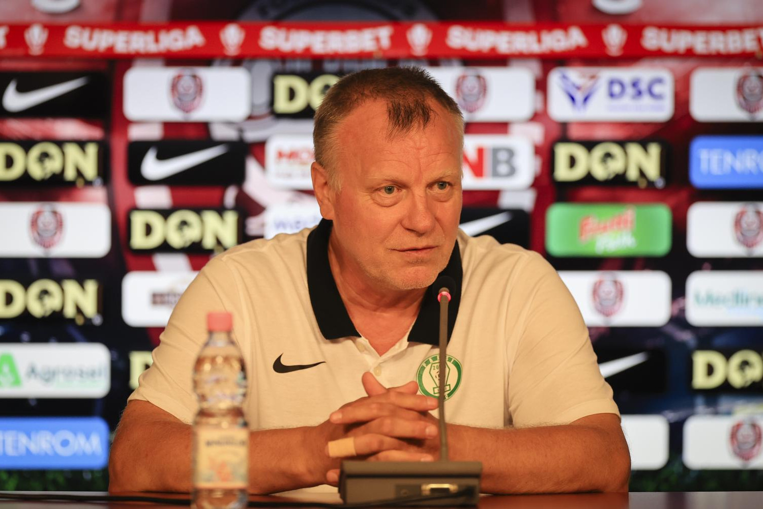 „Nem kell rendbe tenni a védekezésünket”